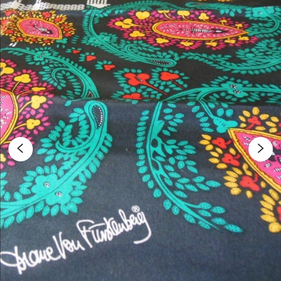 Diane von Fürstenberg Vintage Silk Scarf - Picture 4 of 6
